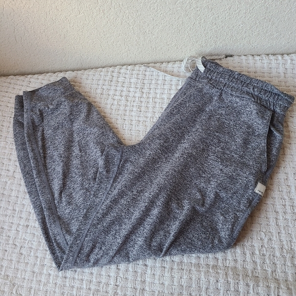Vuori Pants - Vuori Gray Jogger Athletic Pants Women's Size S